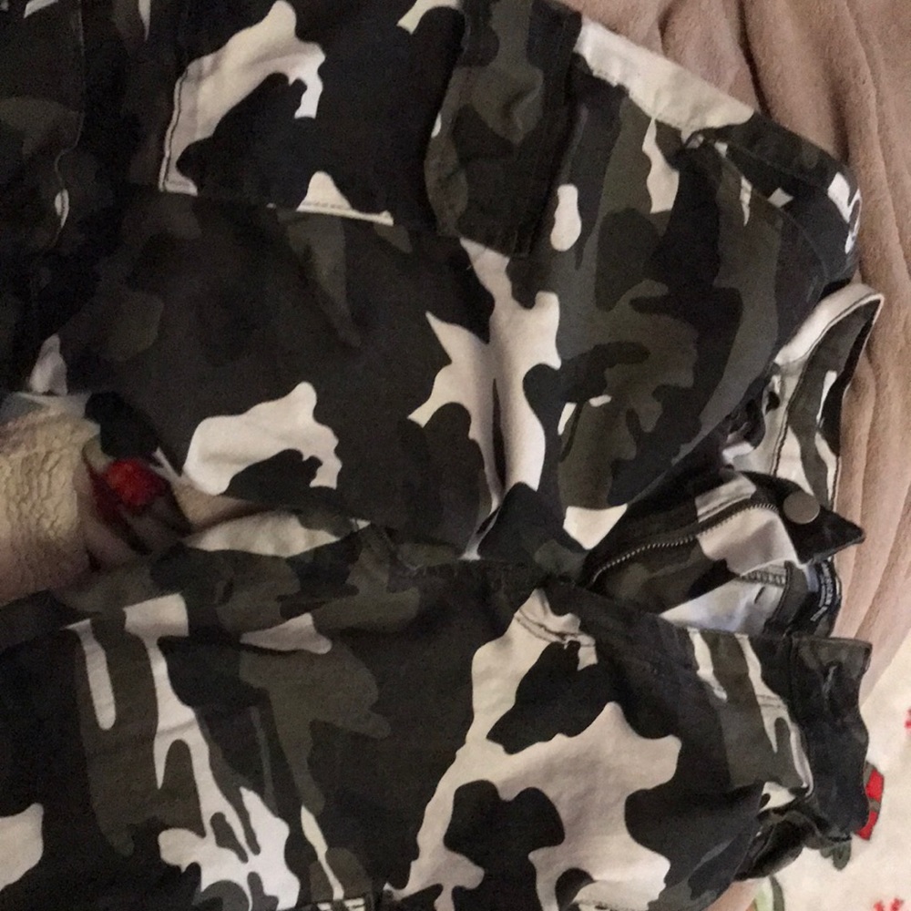 Camo pants